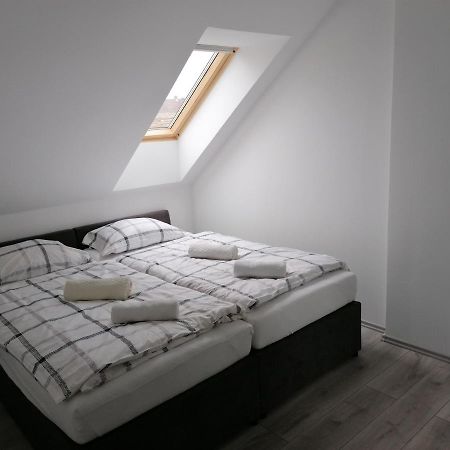 Mohacs Apartman Экстерьер фото