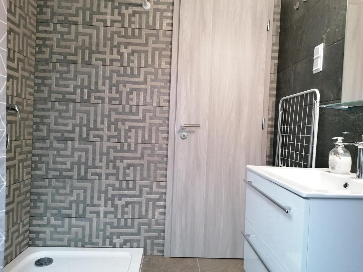 Mohacs Apartman Экстерьер фото