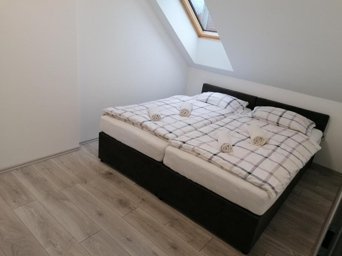 Mohacs Apartman Экстерьер фото